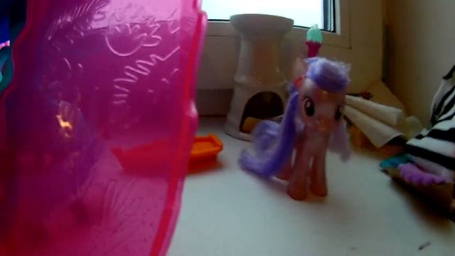 Порядок В Замке Королевы Новы смотреть онлайн