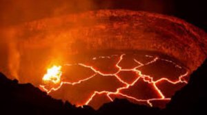 Потрясающие виды извержения вулкана Килауэа с высоты