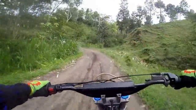 Enduro tour in Besakih with Bali Cross