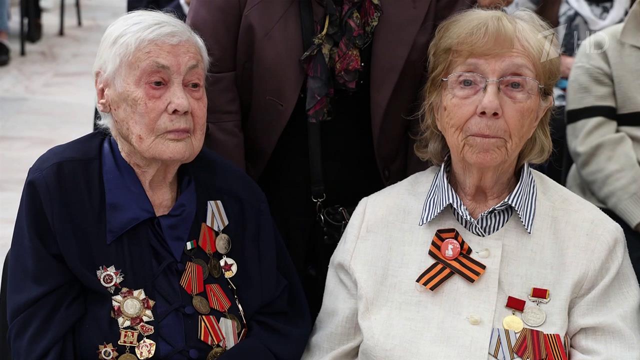 В Софии вручили медали к 80-летию Победы российским и болгарским ветеранам
