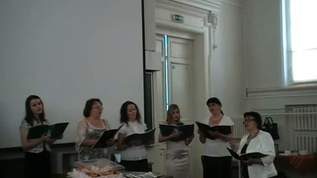 Гловер Кинд МНЕ НРАВИТСЯ БЫТЬ У БЕРЕГА МОРЯ смотреть онлайн