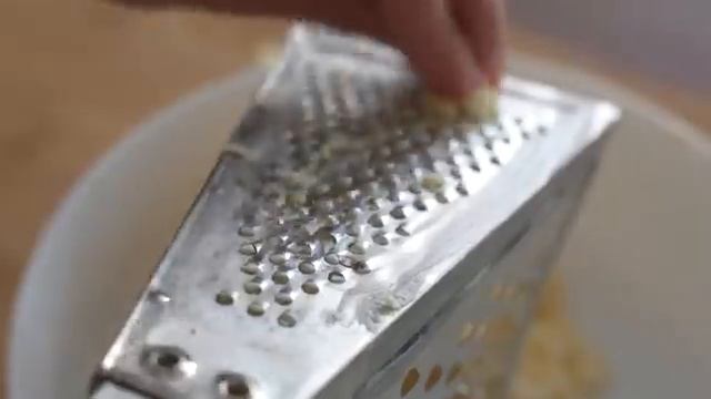 Больше НЕ НАДО ЖАРИТЬ кабачки, лучше приготовить такую закуску! Рулет из кабачков