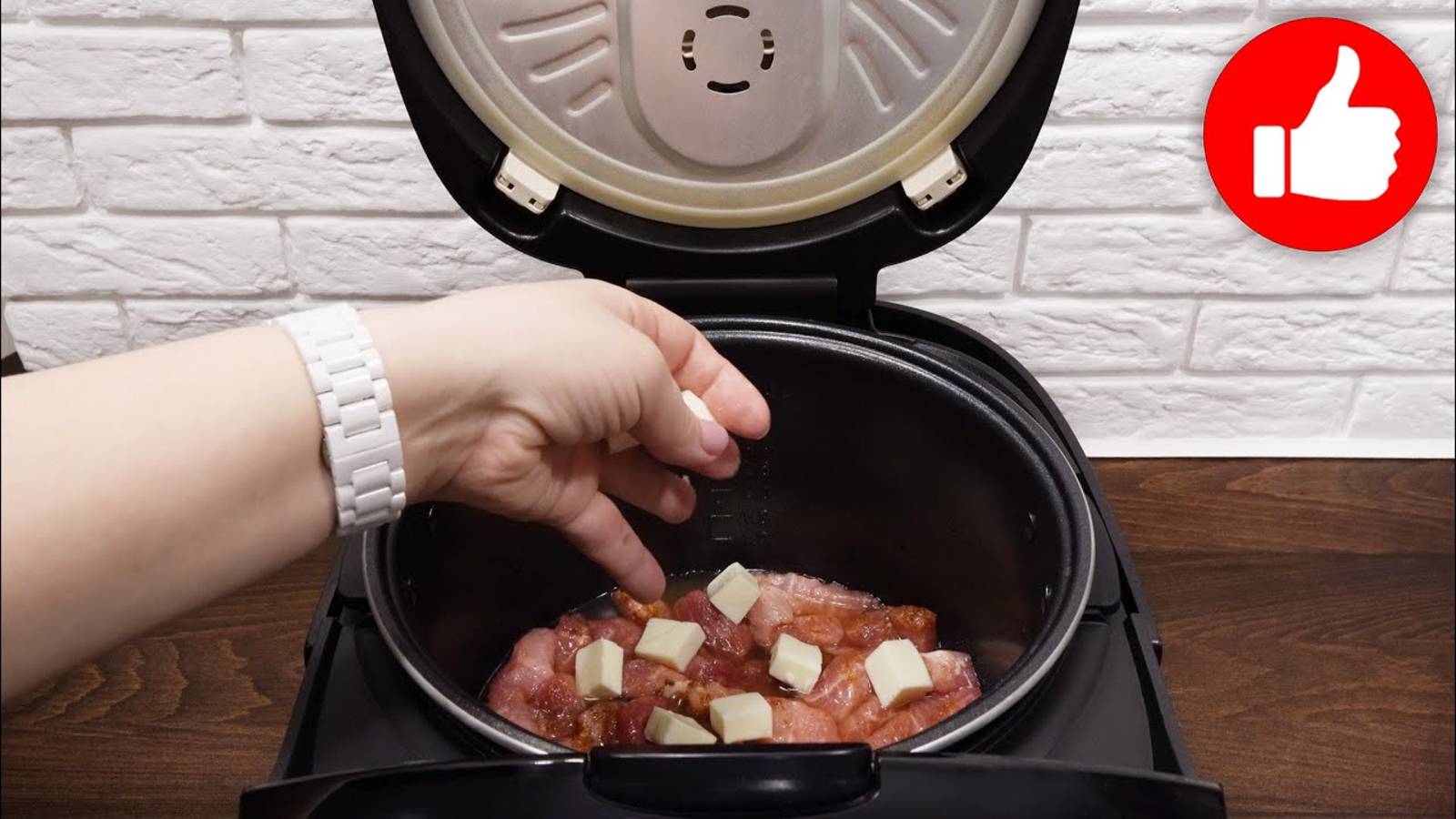 Что на ужин Ленивый Очень вкусный, простой ужин свинина в сырном соусе в мультиварке
