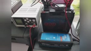 Настройка МЕНЮ Victron 12/ 7 - заряд AGM аккумулятора 17 Ач + КУЛОН 825 - Разряд до 10,5 Вольт