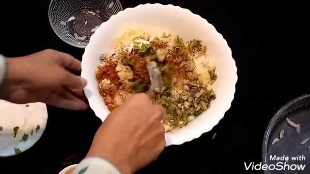Moong Dal Ky Pakory|Skinned Green Gram Fritters|Mangore Recipe|Moong Dal Mangore|Moong Dal Bhajiya|