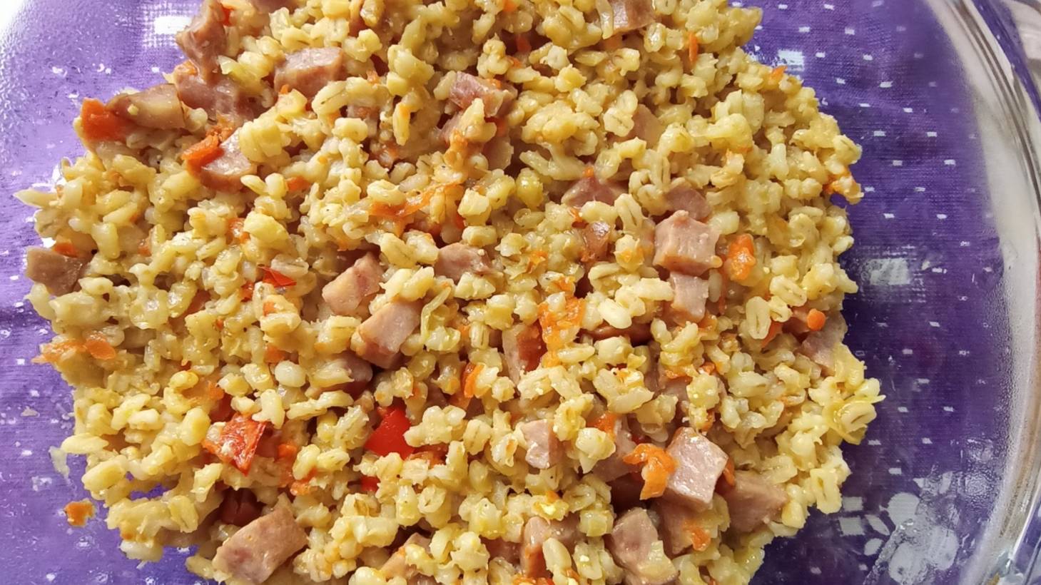 Перловка с колбасой в мультиварке смотреть онлайн