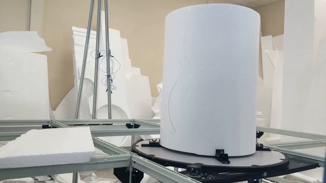 Резка снеговика TimeLapse смотреть онлайн