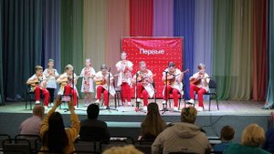 Е. Дербенко Каникулы в деревне, анс. Перезвон