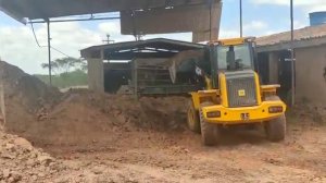 Pá Carregadeira JCB 422zx  - Tratormaster