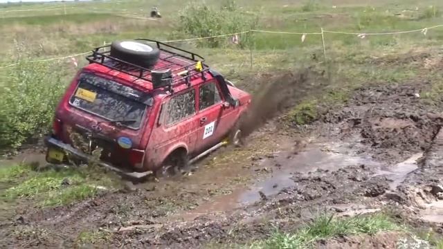 Гелендваген vs НИВА vs УАЗ [Off-Road 4x4] смотреть онлайн