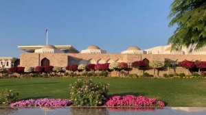 Маскат. Оман. Что посмотреть за 1 день. Мечеть, рынок, набережная Корниш, опера, пляж, дворец.