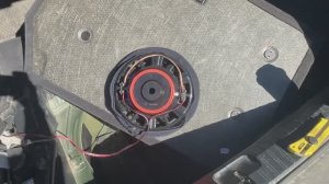 Установка сабвуфера DL Audio Barracuda 12 Flat в BMW E46 (чё-как)