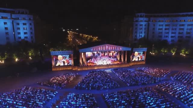 André Rieu ft. Gheorghe Zamfir - The Lonely Shepherd