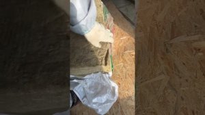 МИНЕРАЛЬНАЯ  ВАТА . ПРИШЛА В НЕГОДНОСТЬ . Слежалась за год !