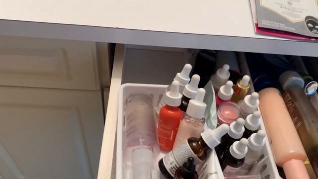MY ENTIRE SKIN CARE COLLECTION! \\ with mini reviews of each product