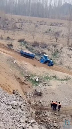 Т 40 не правильный спус под угор с гружоной телегой