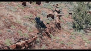 Джип улетел в овраг