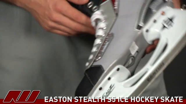 Easton Stealth S5 Ice Hockey Skate смотреть онлайн