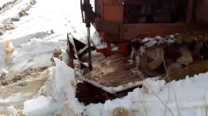 Дт 75 чистит снег