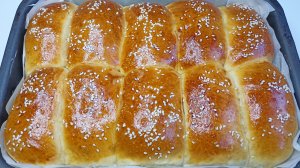 Сдобные, пышные булочки с повидлом в духовке
