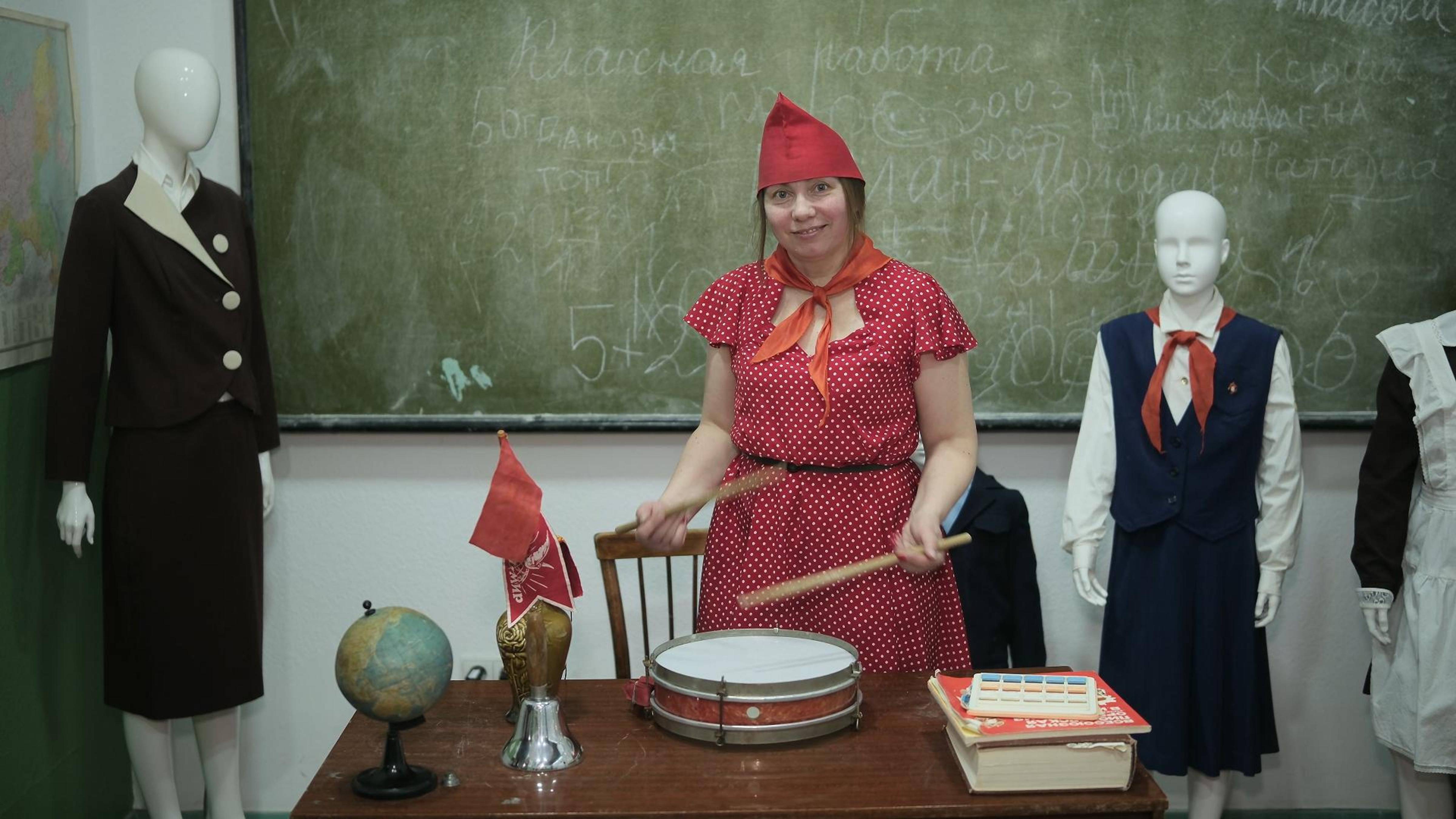 Барабан экспонат Музей  СССР"Советского детства" в г. Екатеринбурге