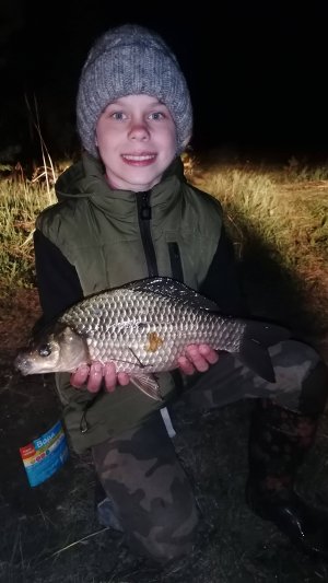 На КАРАСЯ после родительского собрания! #рыбалка #карась #карасьвесной #карасьнапоплавок #fishing