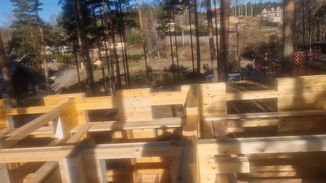 Что делать с срубом из бруса если работы останавливаются больше чем на 2 дня. смотреть онлайн