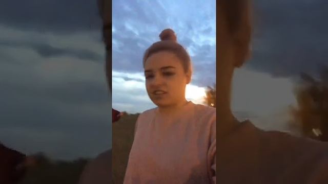 Katya Ivanova in Happy Mood/Катя Иванова в счастливом настроении