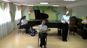 "Кто такие фиксики" муз. Г. Васильева, пер. Е. Ковалевой.