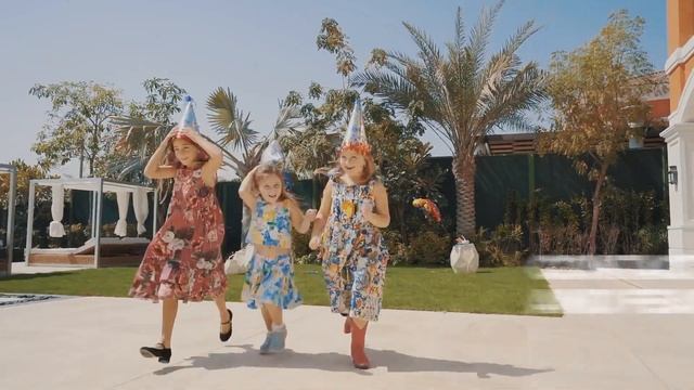 Karaoke catering | Chalet Berezka Dubai смотреть онлайн