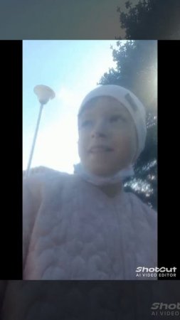 я  гуляла  на  улицэ
