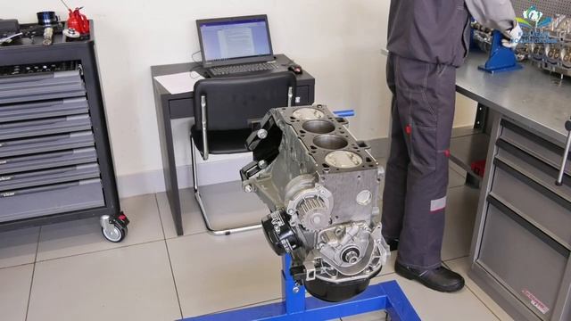 Автомеханик  Сборка двигателя