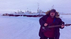 Песня необъятного человека. Ты обнимала не меня