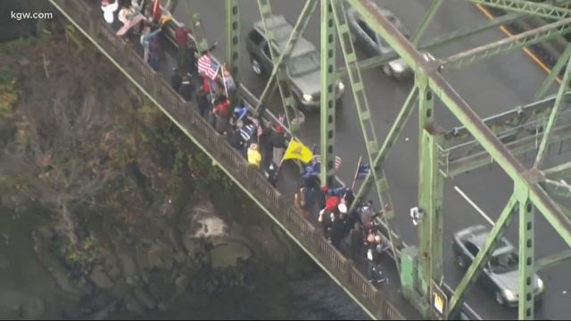 Top Stories: Sunrise 11-8-20 смотреть онлайн