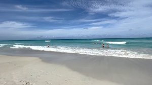 пляж у Sol Palmeras, январь 2022