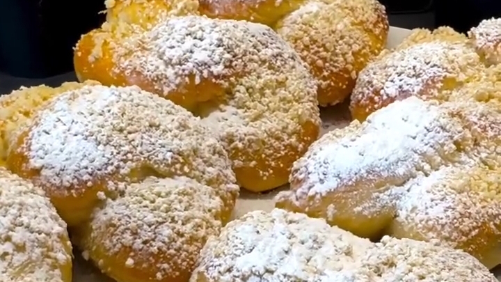 БУЛОЧКИ со штрейзелем...🥐☕😋    Рецепт в описании ✍️