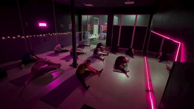 Растяжка и шпагат