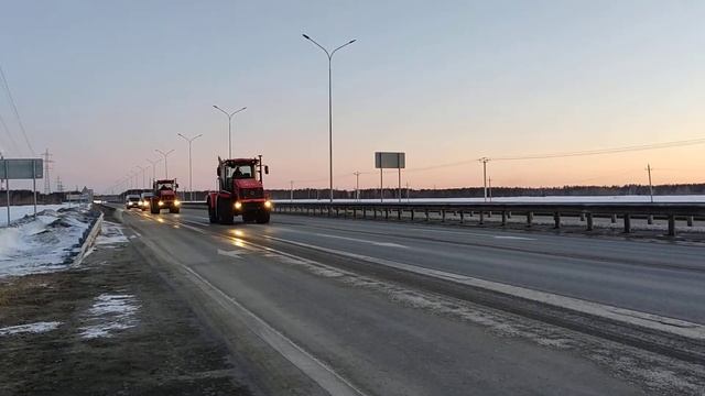 Перегон тракторов "Кировец" смотреть онлайн