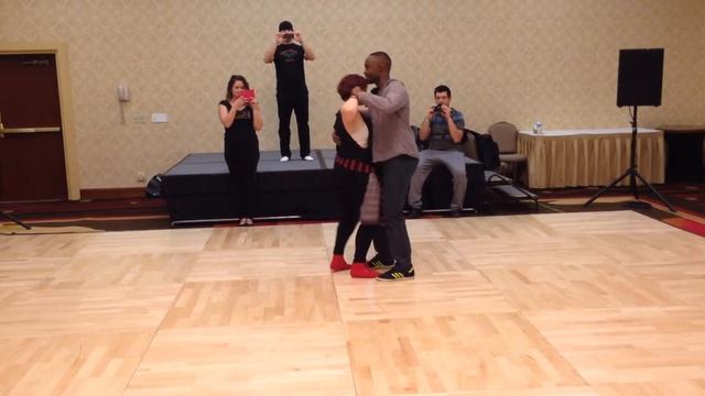 Kizomba Workshop Demo with Lucia at Seattle Salsa Congress 2014 смотреть онлайн