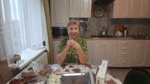 Пришла ко мне лень.