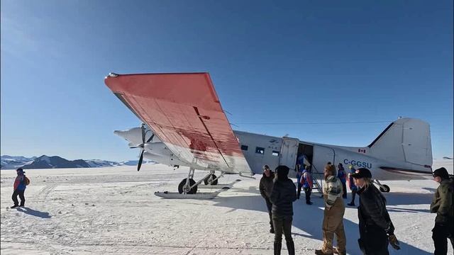 Фрагменты восхождения на высочайший вулкан Антарктиды гору Сидлей. Проект "7 вулканов за 66 дней"
