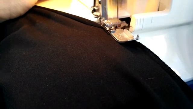 шов рулик оверлок Brother смотреть онлайн