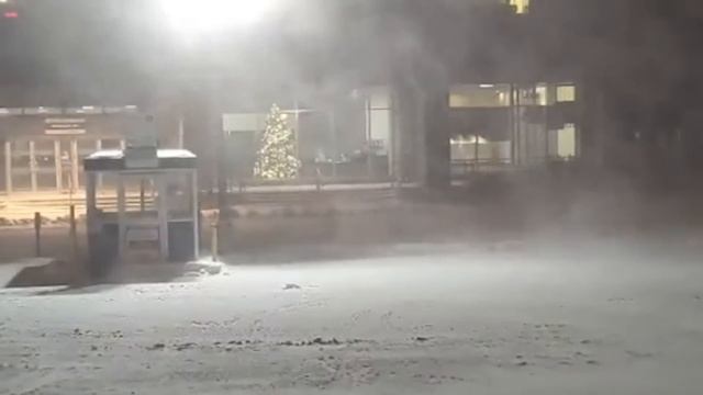 Parts of the UK have already started to get snow. Temperatures drop смотреть онлайн