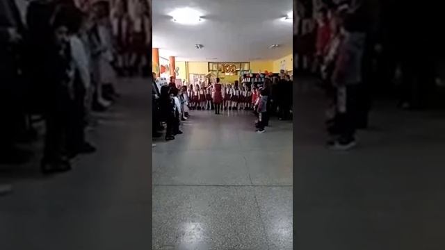 Детски хор "Лоли поп" - Молитва за България смотреть онлайн