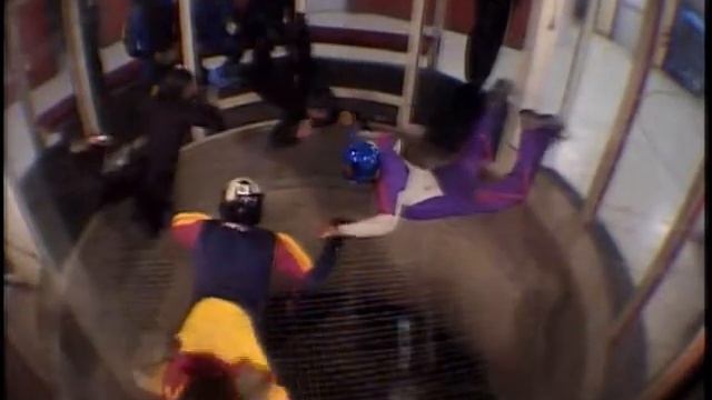 SHARK ENERGY DRINK PERU смотреть онлайн