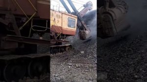 Работа экскаватора ЭКГ-5А