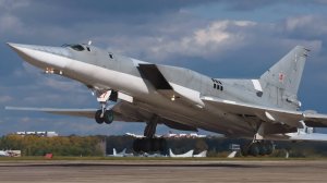 Самолет Ту-22М3 потерпел крушение в Иркутской области: погиб один летчик
