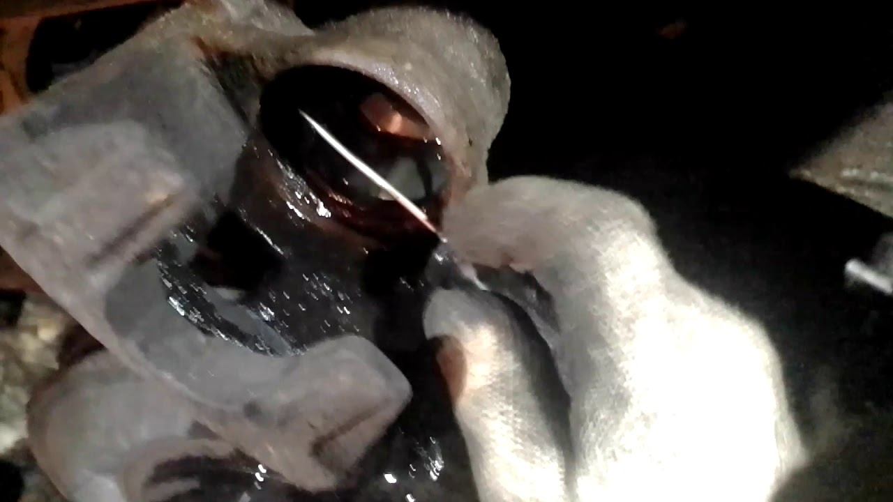 как поменять поршень переднего суппорта субару импреза 2002г. 1.5л. смотреть онлайн