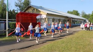 MVI_4 отряд танец ко Дню России