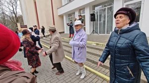 5.04.25г..."Ты Не Падай на Колени"...